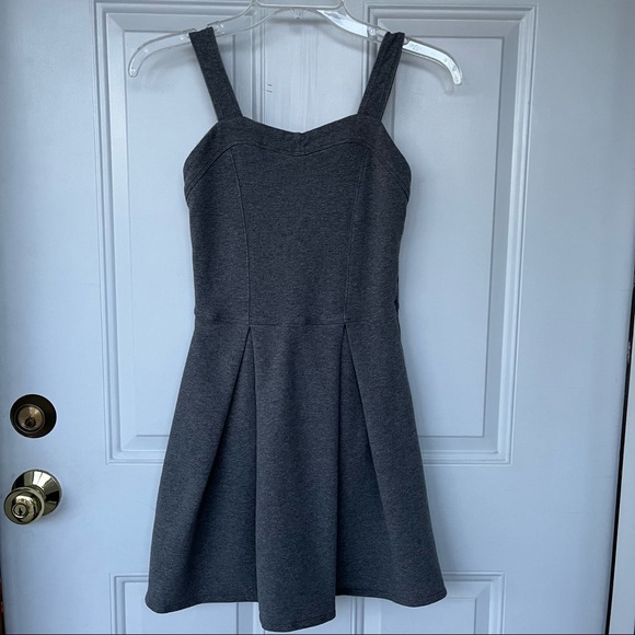 abercrombie kids Other - •Abercrombie Kids• Gray Sleeveless Dress/Jumper - Size 11/12